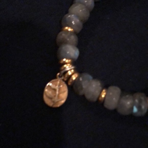 M.kindred stretch stacking bracelet - Picture 3 of 4